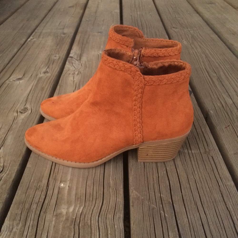 NWT Faux Suede Braided Ankle Booties